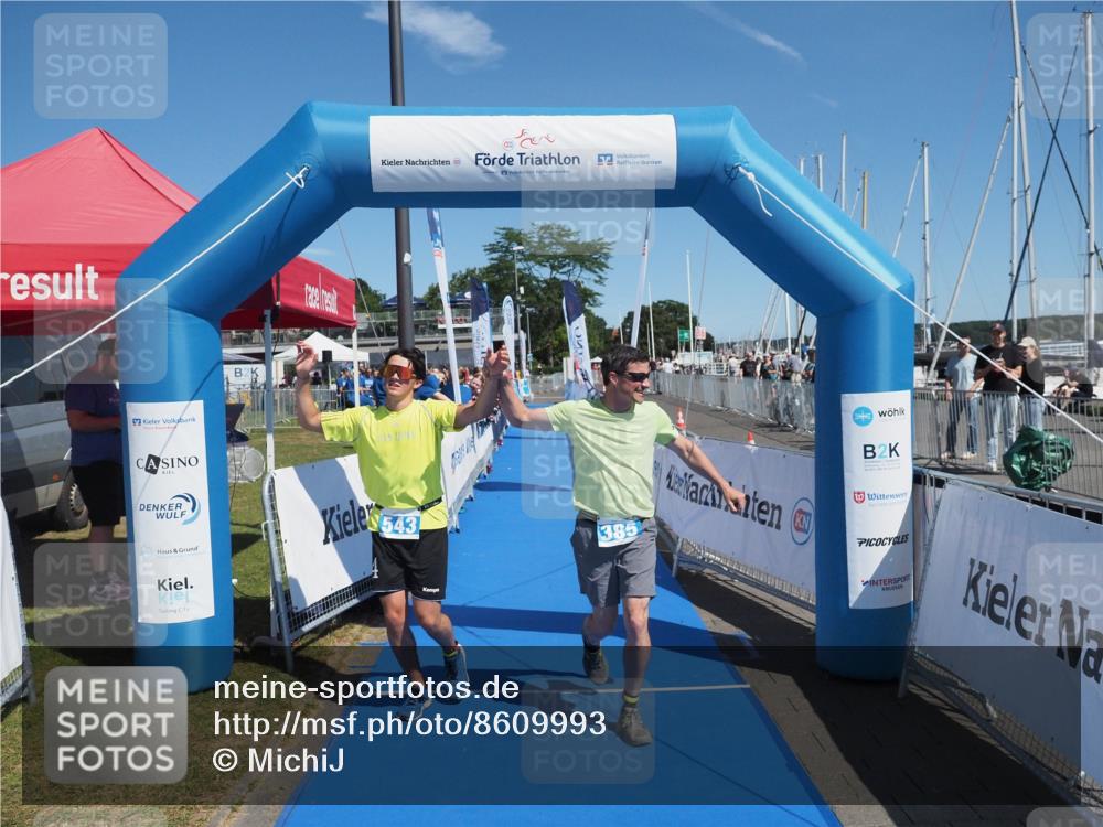 17.08.2025 - KN Förde Triathlon 2025 MichiJ http://msf.ph/oto/8609993 17.08.2025 12:38:20 Laufen 385 meine-sportfotos.de