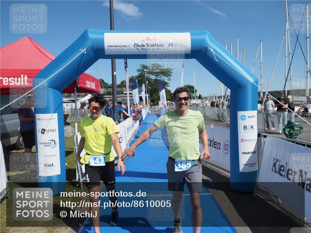 17.08.2025 - KN Förde Triathlon 2025 MichiJ http://msf.ph/oto/8610005 17.08.2025 12:38:21 Laufen 385 meine-sportfotos.de