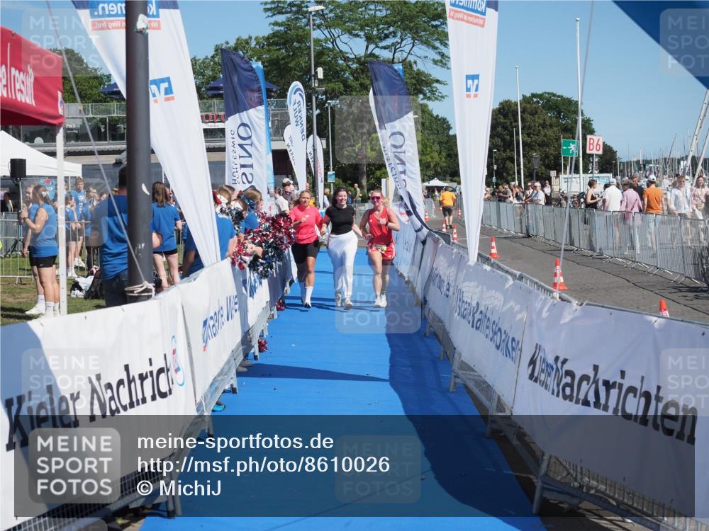 17.08.2025 - KN Förde Triathlon 2025 MichiJ http://msf.ph/oto/8610026 17.08.2025 12:38:51 Laufen  meine-sportfotos.de