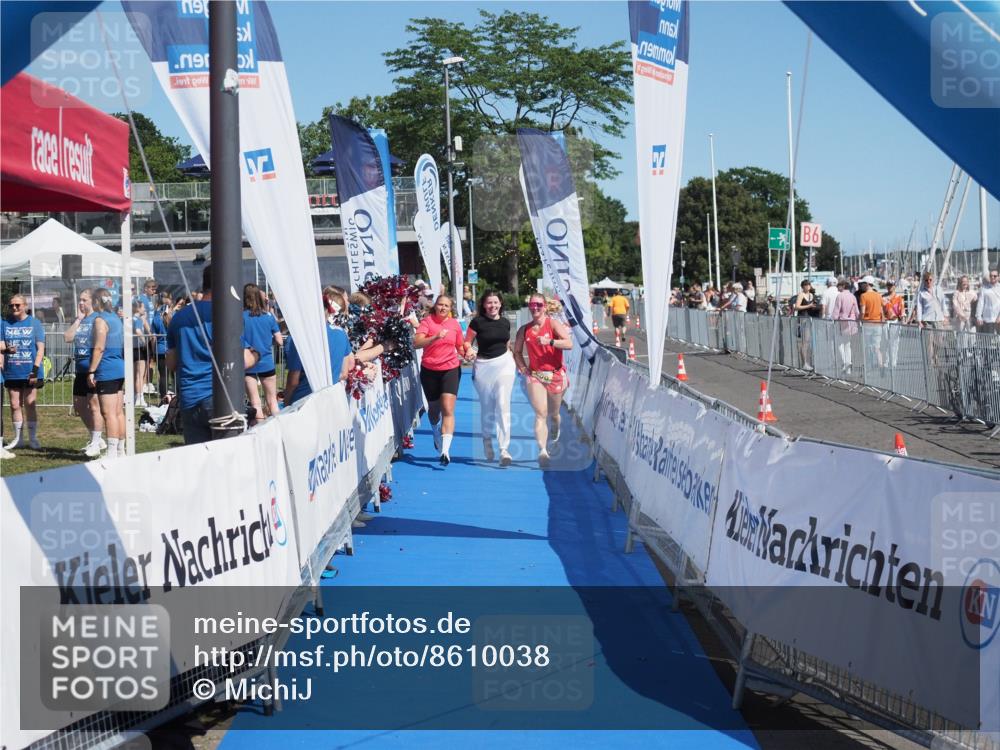 17.08.2025 - KN Förde Triathlon 2025 MichiJ http://msf.ph/oto/8610038 17.08.2025 12:38:52 Laufen 606 meine-sportfotos.de