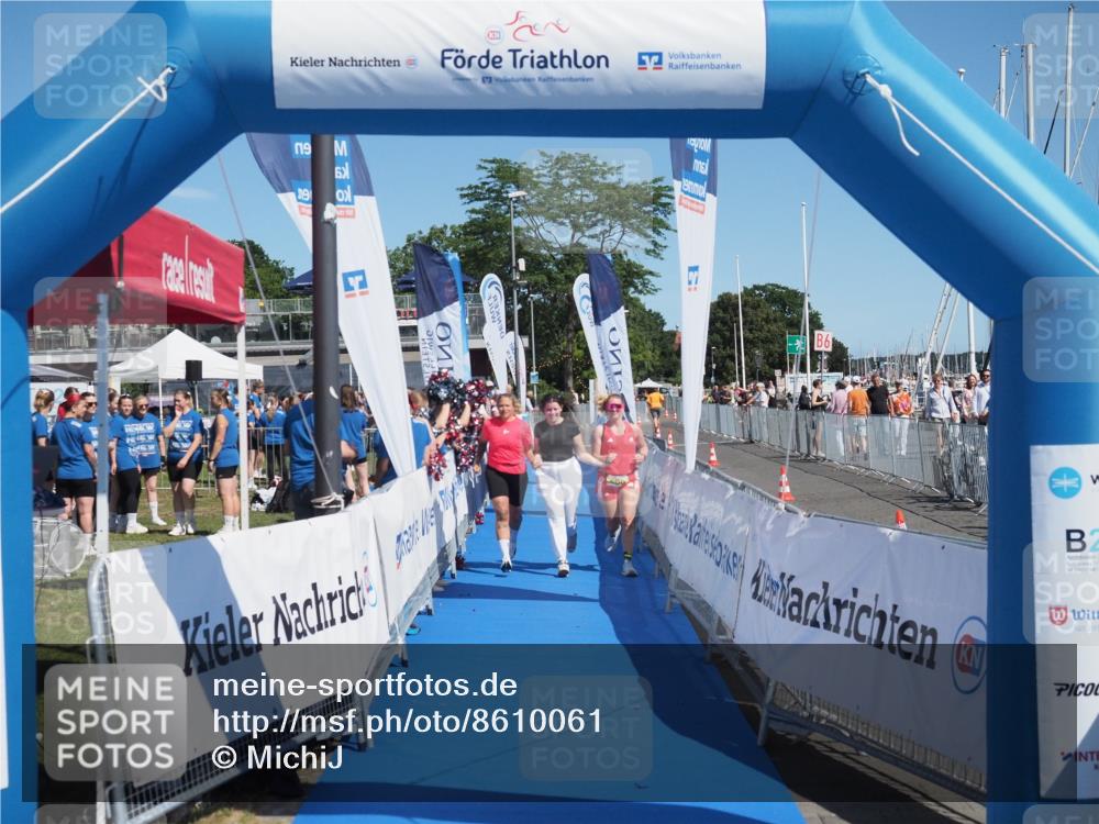 17.08.2025 - KN Förde Triathlon 2025 MichiJ http://msf.ph/oto/8610061 17.08.2025 12:38:53 Laufen 606 meine-sportfotos.de