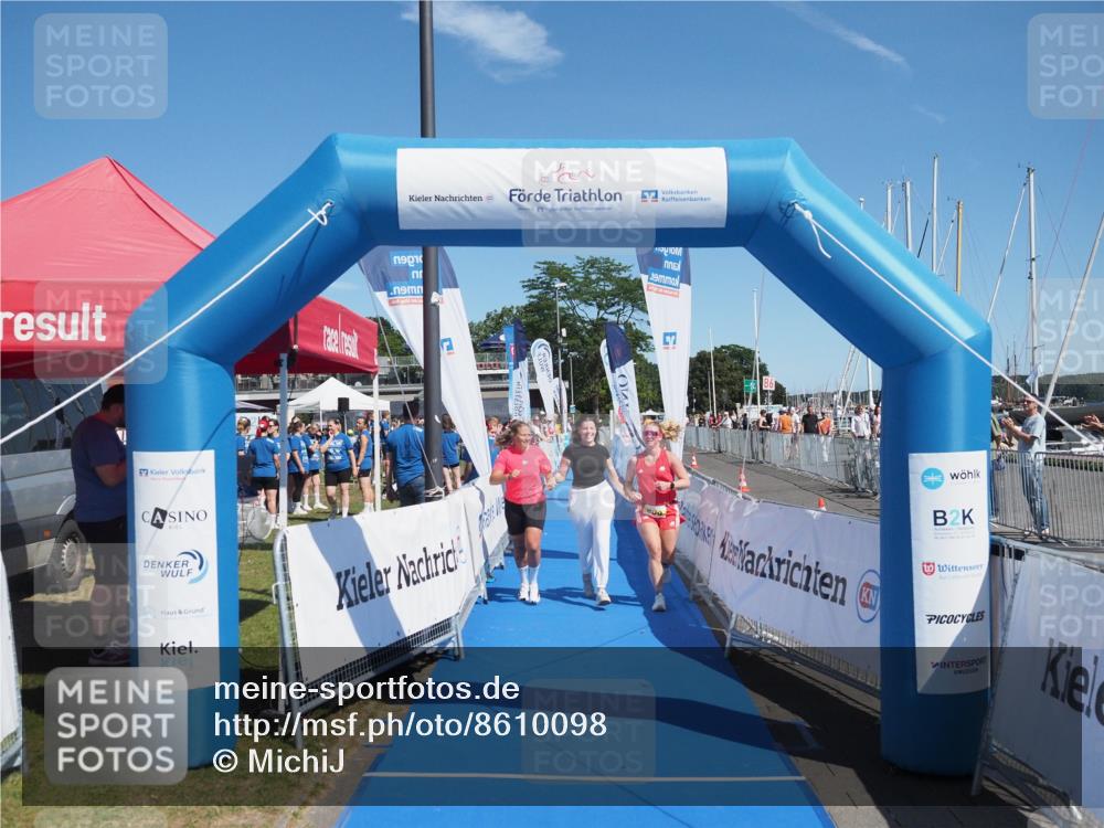 17.08.2025 - KN Förde Triathlon 2025 MichiJ http://msf.ph/oto/8610098 17.08.2025 12:38:55 Laufen 606 meine-sportfotos.de