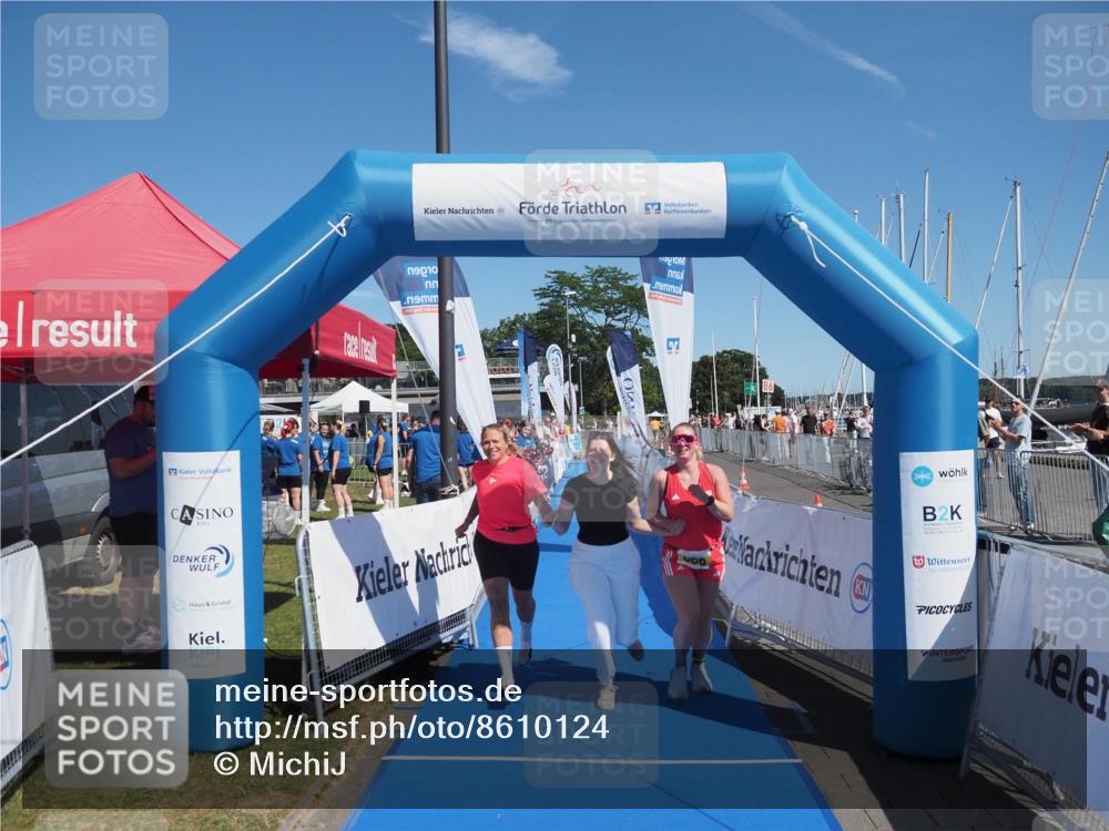 17.08.2025 - KN Förde Triathlon 2025 MichiJ http://msf.ph/oto/8610124 17.08.2025 12:38:56 Laufen 606 meine-sportfotos.de