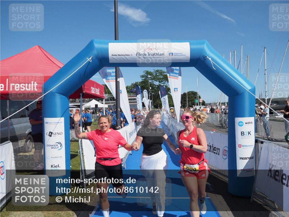 17.08.2025 - KN Förde Triathlon 2025 MichiJ http://msf.ph/oto/8610142 17.08.2025 12:38:57 Laufen 606 meine-sportfotos.de