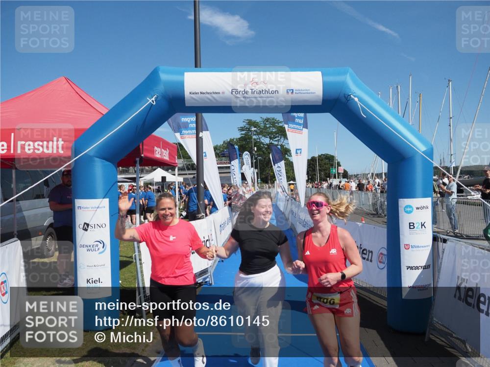 17.08.2025 - KN Förde Triathlon 2025 MichiJ http://msf.ph/oto/8610145 17.08.2025 12:38:57 Laufen 606 meine-sportfotos.de