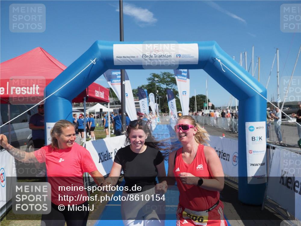 17.08.2025 - KN Förde Triathlon 2025 MichiJ http://msf.ph/oto/8610154 17.08.2025 12:38:57 Laufen 606 meine-sportfotos.de