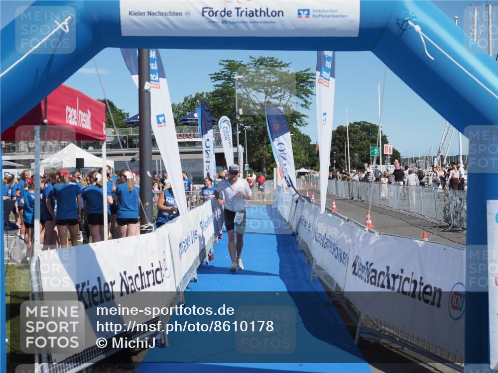17.08.2025 - KN Förde Triathlon 2025 MichiJ http://msf.ph/oto/8610178 17.08.2025 12:42:11 Laufen 375 meine-sportfotos.de