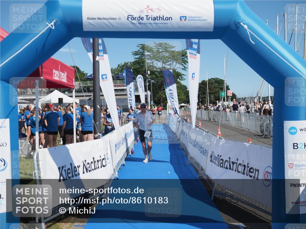 17.08.2025 - KN Förde Triathlon 2025 MichiJ http://msf.ph/oto/8610183 17.08.2025 12:42:12 Laufen 375 meine-sportfotos.de