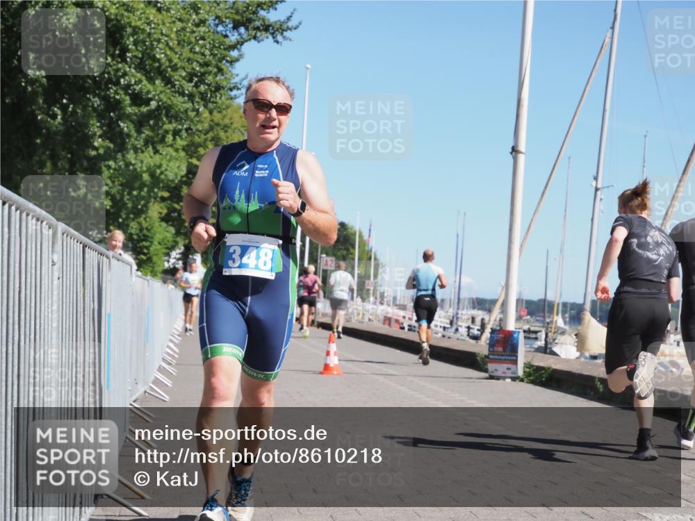 17.08.2025 - KN Förde Triathlon 2025 KatJ http://msf.ph/oto/8610218 17.08.2025 12:05:16 Laufen 348, 609 meine-sportfotos.de