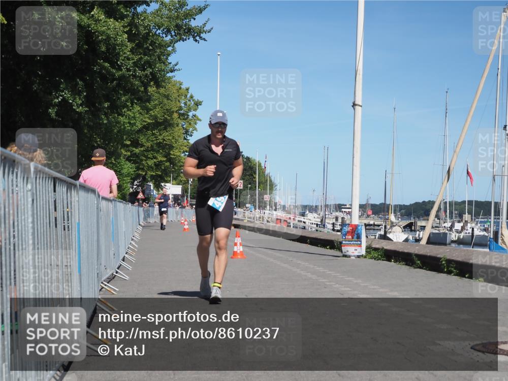 17.08.2025 - KN Förde Triathlon 2025 KatJ http://msf.ph/oto/8610237 17.08.2025 14:04:32 Laufen 496 meine-sportfotos.de