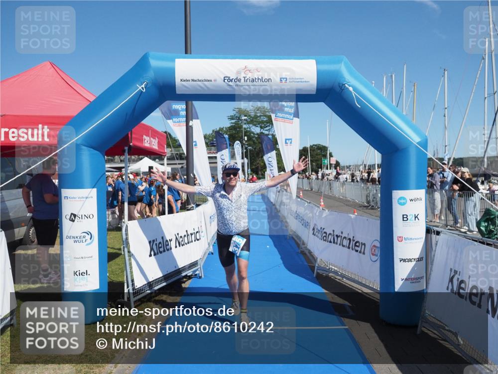 17.08.2025 - KN Förde Triathlon 2025 MichiJ http://msf.ph/oto/8610242 17.08.2025 12:42:15 Laufen 375 meine-sportfotos.de