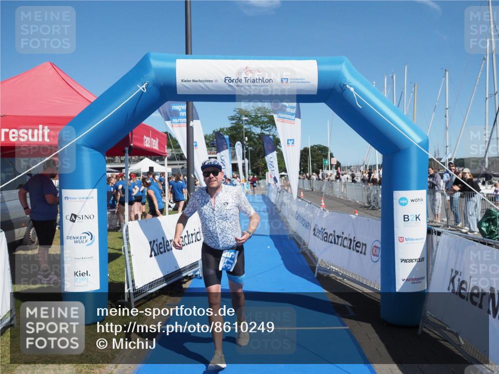 17.08.2025 - KN Förde Triathlon 2025 MichiJ http://msf.ph/oto/8610249 17.08.2025 12:42:15 Laufen 375 meine-sportfotos.de