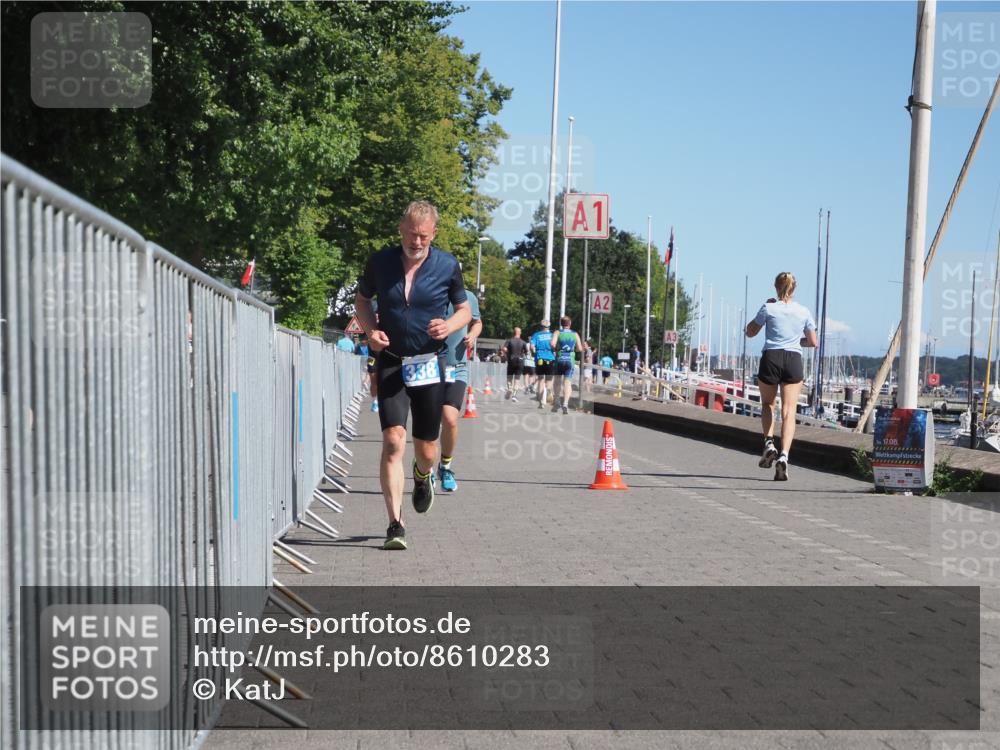 17.08.2025 - KN Förde Triathlon 2025 KatJ http://msf.ph/oto/8610283 17.08.2025 12:05:34 Laufen 311, 338, 635 meine-sportfotos.de