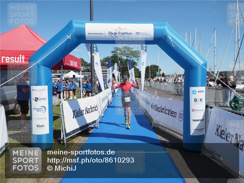 17.08.2025 - KN Förde Triathlon 2025 MichiJ http://msf.ph/oto/8610293 17.08.2025 12:42:29 Laufen 355 meine-sportfotos.de