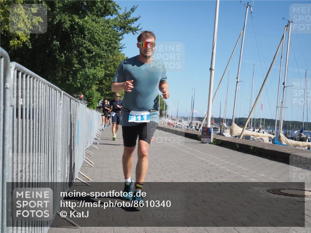 17.08.2025 - KN Förde Triathlon 2025 KatJ http://msf.ph/oto/8610340 17.08.2025 12:05:39 Laufen 288, 311, 338, 604, 635 meine-sportfotos.de