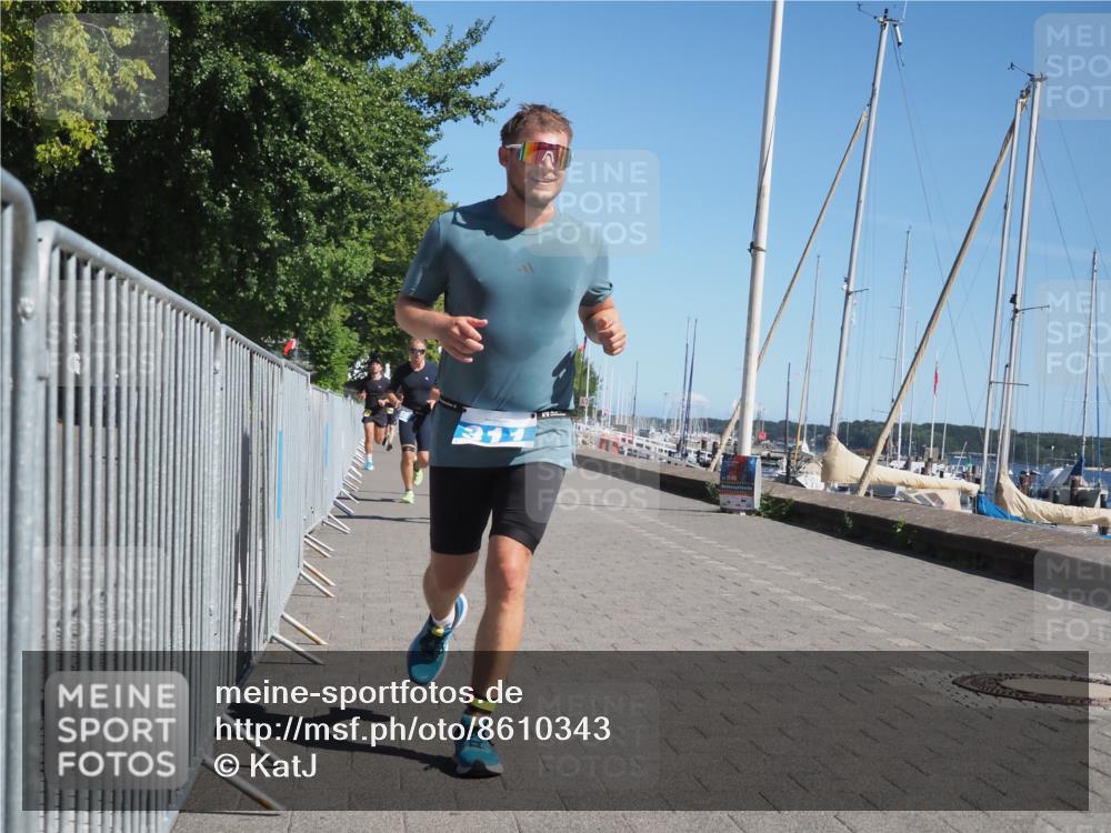 17.08.2025 - KN Förde Triathlon 2025 KatJ http://msf.ph/oto/8610343 17.08.2025 12:05:39 Laufen 288, 311, 338, 604, 635 meine-sportfotos.de