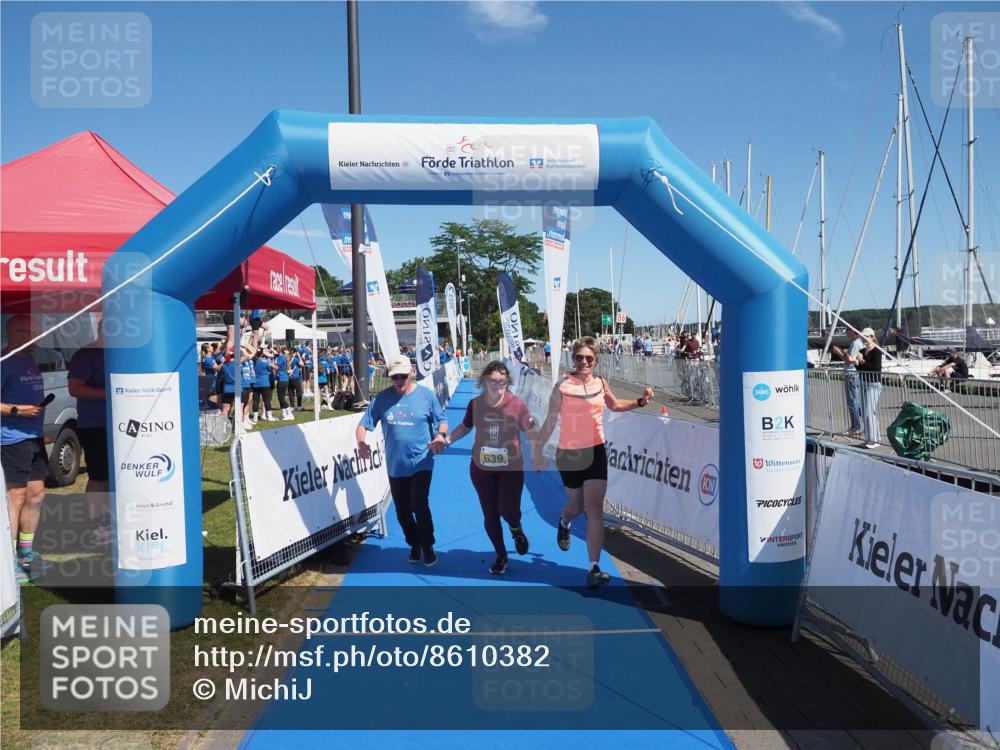 17.08.2025 - KN Förde Triathlon 2025 MichiJ http://msf.ph/oto/8610382 17.08.2025 12:43:24 Laufen 639 meine-sportfotos.de