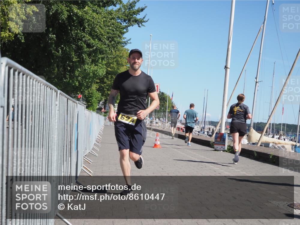 17.08.2025 - KN Förde Triathlon 2025 KatJ http://msf.ph/oto/8610447 17.08.2025 12:05:49 Laufen 604, 624 meine-sportfotos.de