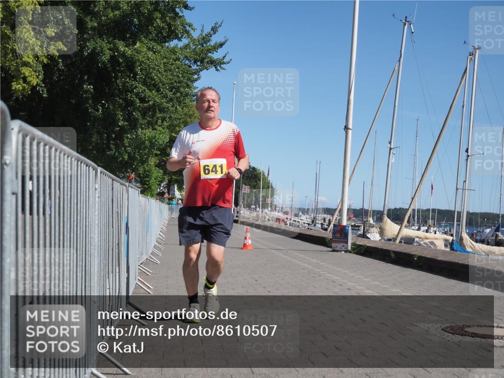 17.08.2025 - KN Förde Triathlon 2025 KatJ http://msf.ph/oto/8610507 17.08.2025 12:06:11 Laufen 641 meine-sportfotos.de