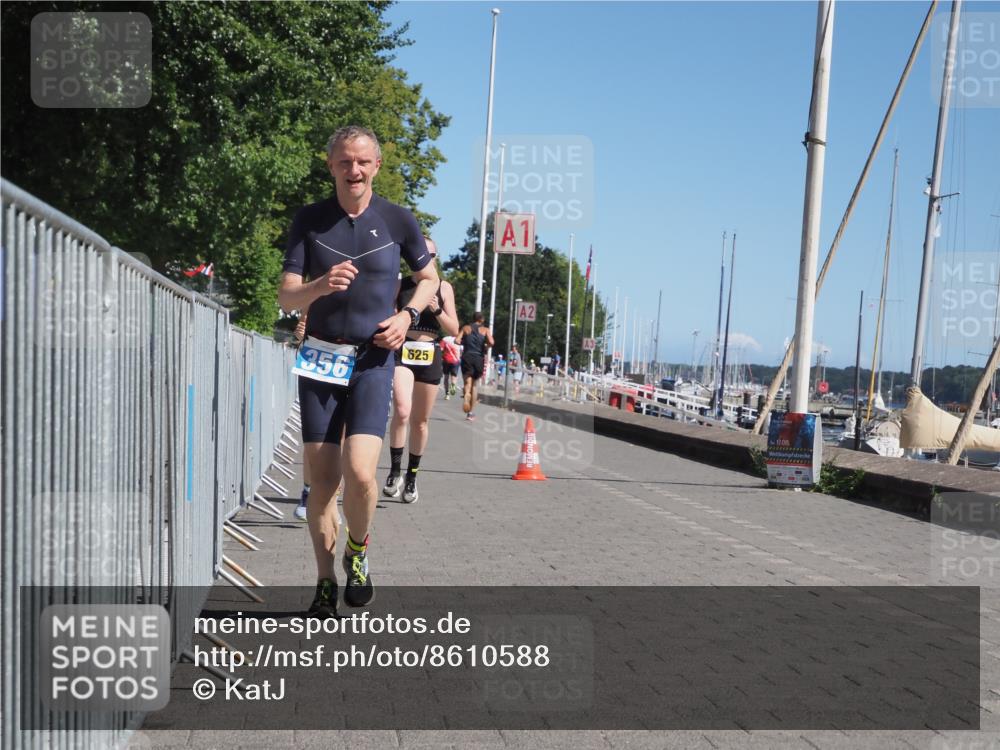 17.08.2025 - KN Förde Triathlon 2025 KatJ http://msf.ph/oto/8610588 17.08.2025 12:06:35 Laufen 356, 358, 625, 630 meine-sportfotos.de