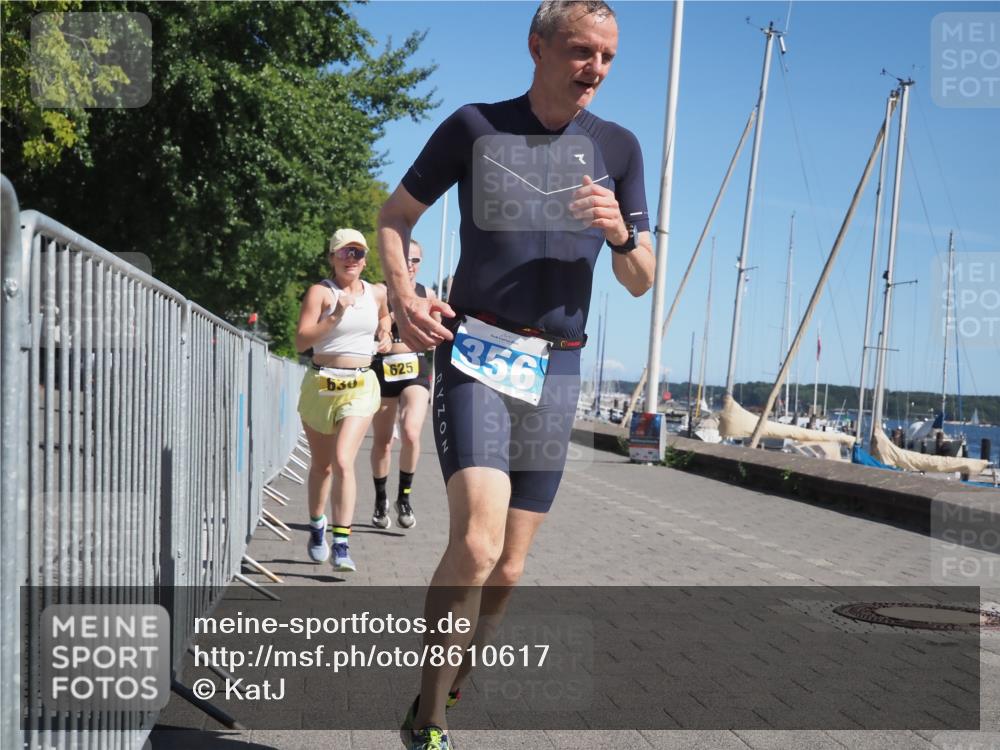 17.08.2025 - KN Förde Triathlon 2025 KatJ http://msf.ph/oto/8610617 17.08.2025 12:06:37 Laufen 356, 358, 625, 630 meine-sportfotos.de