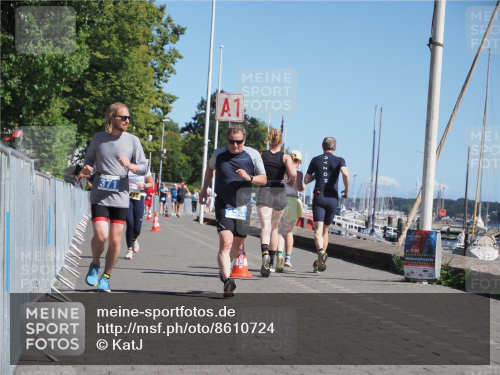 17.08.2025 - KN Förde Triathlon 2025 KatJ http://msf.ph/oto/8610724 17.08.2025 12:06:47 Laufen 353, 371, 610 meine-sportfotos.de