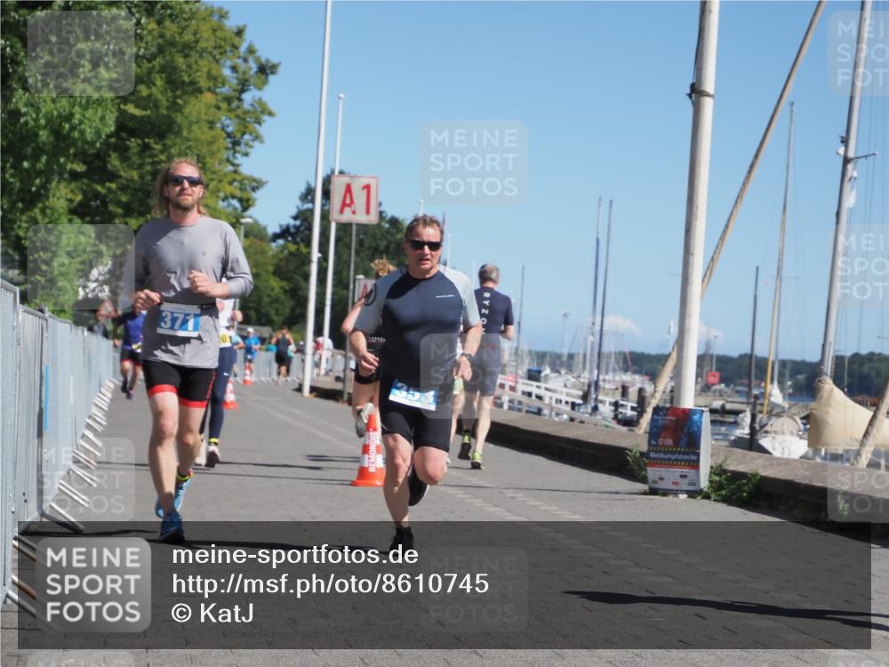 17.08.2025 - KN Förde Triathlon 2025 KatJ http://msf.ph/oto/8610745 17.08.2025 12:06:48 Laufen 353, 371, 610 meine-sportfotos.de