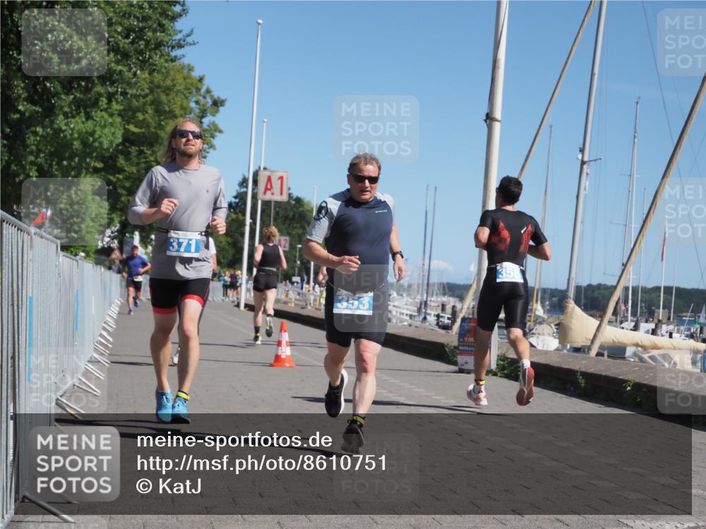 17.08.2025 - KN Förde Triathlon 2025 KatJ http://msf.ph/oto/8610751 17.08.2025 12:06:49 Laufen 353, 371, 610 meine-sportfotos.de