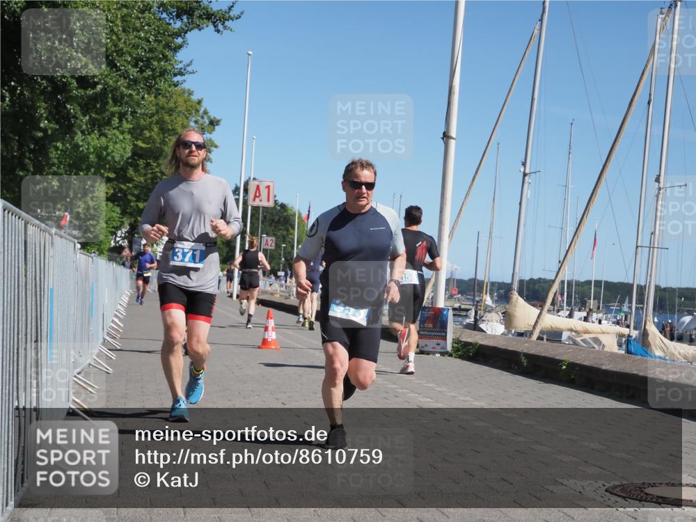 17.08.2025 - KN Förde Triathlon 2025 KatJ http://msf.ph/oto/8610759 17.08.2025 12:06:49 Laufen 353, 371, 610 meine-sportfotos.de