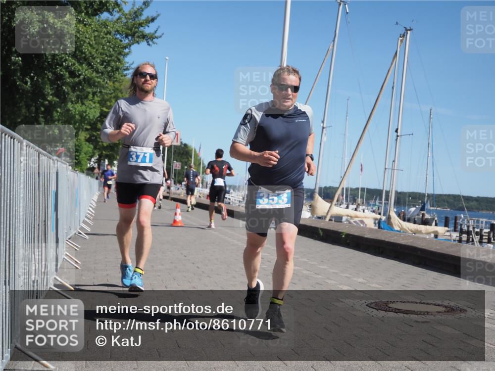 17.08.2025 - KN Förde Triathlon 2025 KatJ http://msf.ph/oto/8610771 17.08.2025 12:06:50 Laufen 353, 371, 610 meine-sportfotos.de