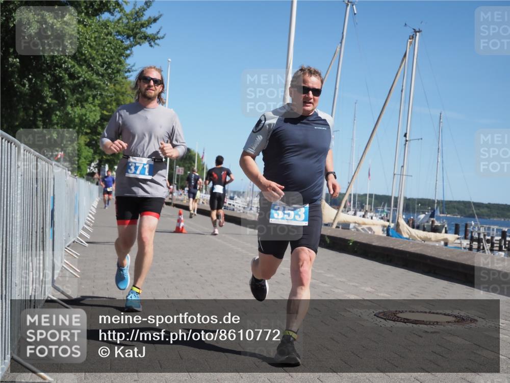 17.08.2025 - KN Förde Triathlon 2025 KatJ http://msf.ph/oto/8610772 17.08.2025 12:06:50 Laufen 353, 371, 610 meine-sportfotos.de