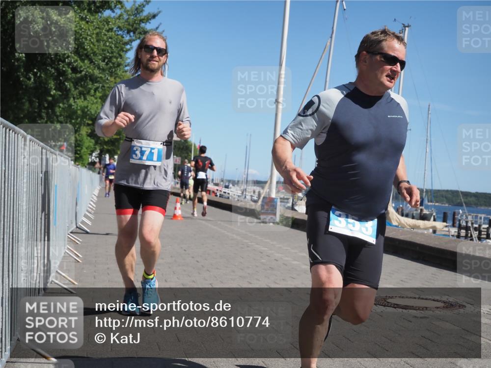 17.08.2025 - KN Förde Triathlon 2025 KatJ http://msf.ph/oto/8610774 17.08.2025 12:06:51 Laufen 353, 371, 610 meine-sportfotos.de