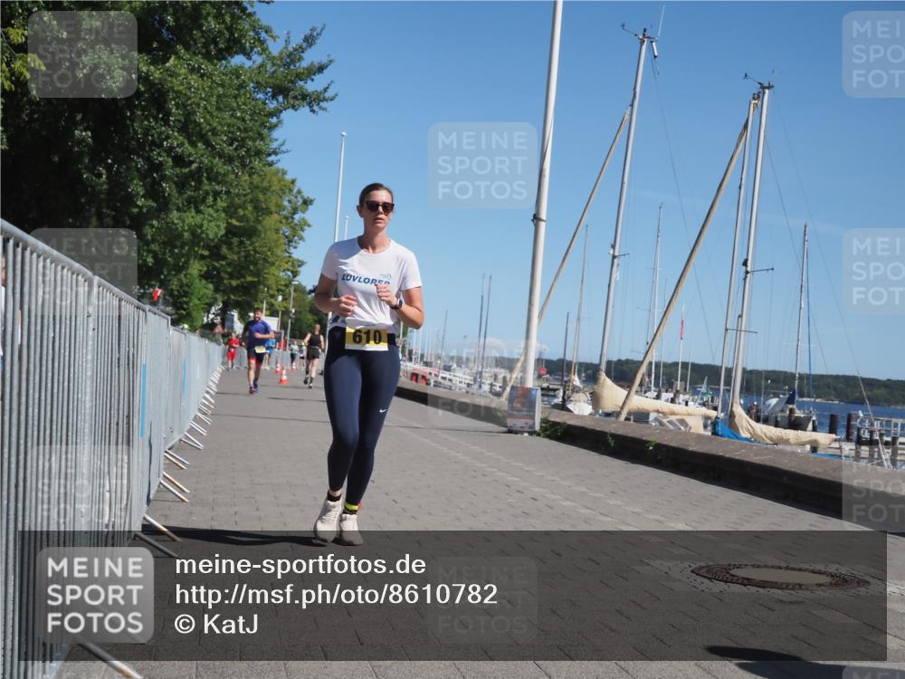 17.08.2025 - KN Förde Triathlon 2025 KatJ http://msf.ph/oto/8610782 17.08.2025 12:06:53 Laufen 353, 371, 603, 610 meine-sportfotos.de