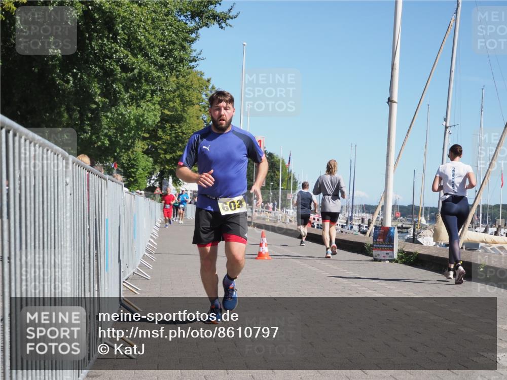 17.08.2025 - KN Förde Triathlon 2025 KatJ http://msf.ph/oto/8610797 17.08.2025 12:07:01 Laufen 603 meine-sportfotos.de