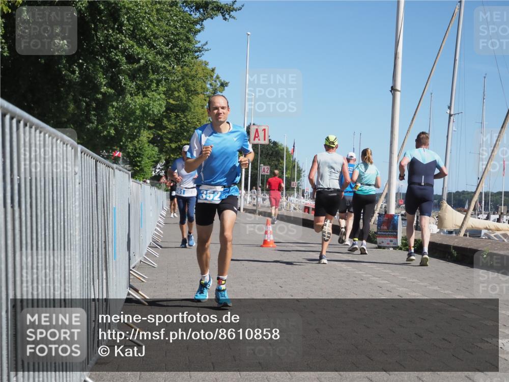17.08.2025 - KN Förde Triathlon 2025 KatJ http://msf.ph/oto/8610858 17.08.2025 12:07:30 Laufen 352, 361, 642 meine-sportfotos.de