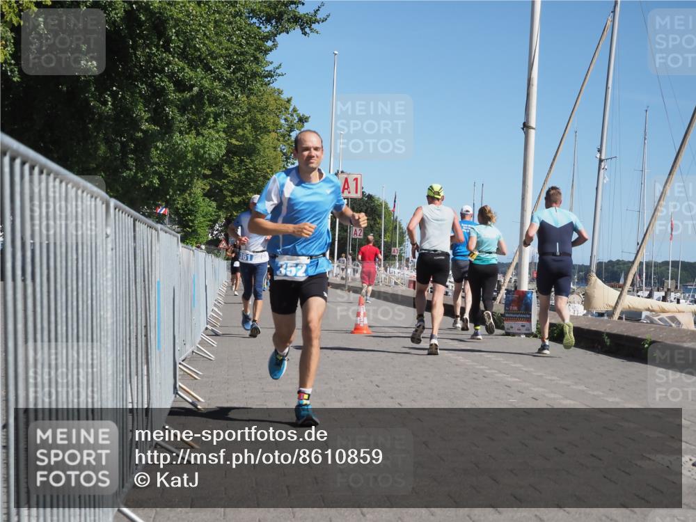 17.08.2025 - KN Förde Triathlon 2025 KatJ http://msf.ph/oto/8610859 17.08.2025 12:07:30 Laufen 352, 361, 642 meine-sportfotos.de