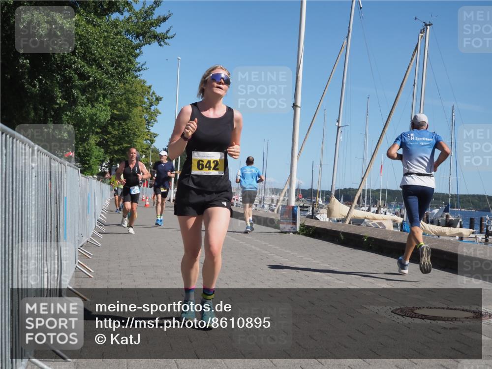 17.08.2025 - KN Förde Triathlon 2025 KatJ http://msf.ph/oto/8610895 17.08.2025 12:07:38 Laufen 282, 321, 385, 605, 642 meine-sportfotos.de