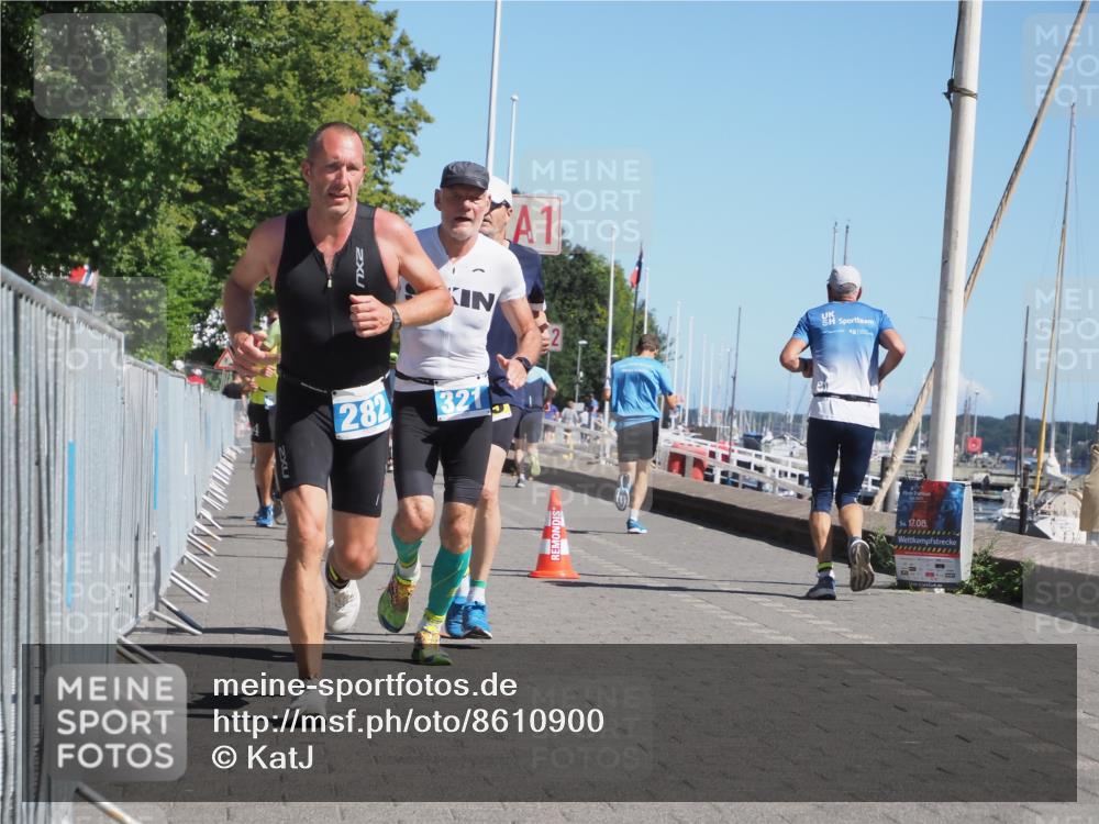 17.08.2025 - KN Förde Triathlon 2025 KatJ http://msf.ph/oto/8610900 17.08.2025 12:07:41 Laufen 282, 321, 368, 385, 605, 642 meine-sportfotos.de