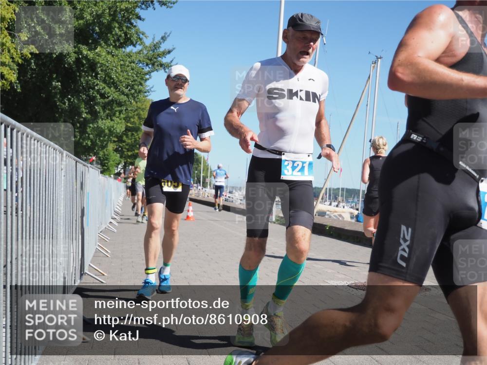 17.08.2025 - KN Förde Triathlon 2025 KatJ http://msf.ph/oto/8610908 17.08.2025 12:07:44 Laufen 282, 321, 368, 385, 605 meine-sportfotos.de