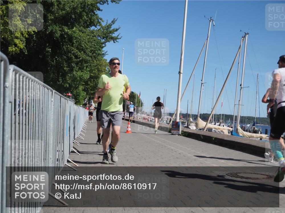 17.08.2025 - KN Förde Triathlon 2025 KatJ http://msf.ph/oto/8610917 17.08.2025 12:07:47 Laufen 279, 368, 385, 605 meine-sportfotos.de