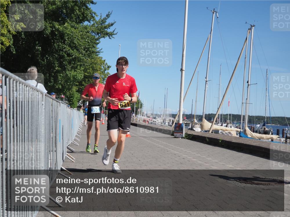 17.08.2025 - KN Förde Triathlon 2025 KatJ http://msf.ph/oto/8610981 17.08.2025 12:08:30 Laufen 354, 355, 621 meine-sportfotos.de