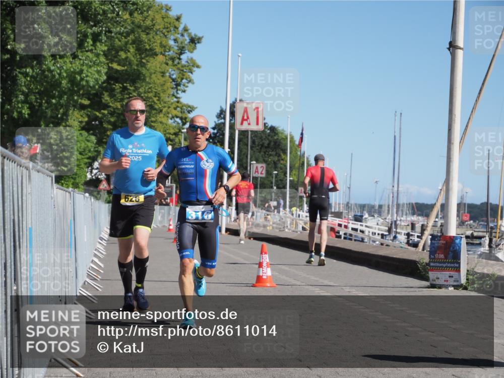 17.08.2025 - KN Förde Triathlon 2025 KatJ http://msf.ph/oto/8611014 17.08.2025 12:08:48 Laufen 316, 626 meine-sportfotos.de