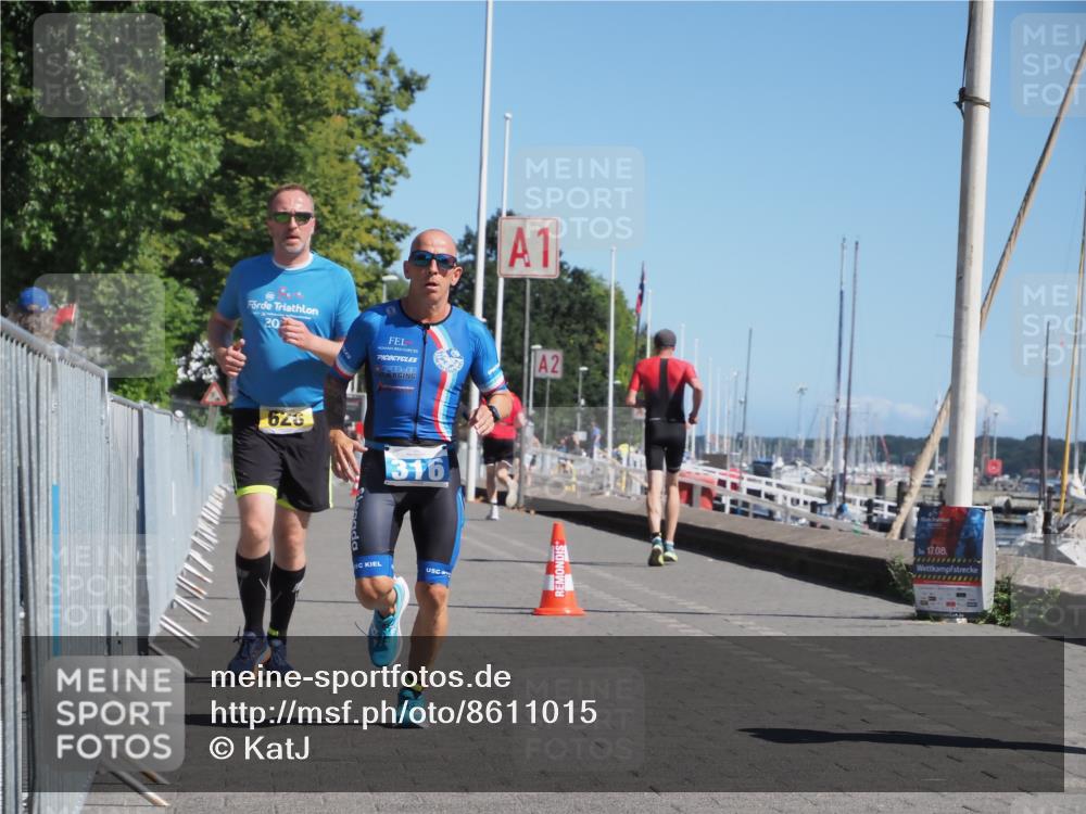 17.08.2025 - KN Förde Triathlon 2025 KatJ http://msf.ph/oto/8611015 17.08.2025 12:08:48 Laufen 316, 626 meine-sportfotos.de