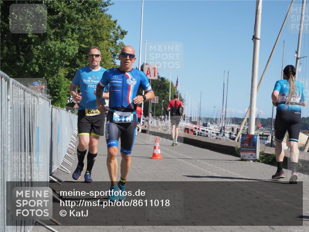 17.08.2025 - KN Förde Triathlon 2025 KatJ http://msf.ph/oto/8611018 17.08.2025 12:08:49 Laufen 316, 626 meine-sportfotos.de