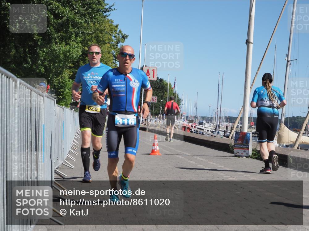 17.08.2025 - KN Förde Triathlon 2025 KatJ http://msf.ph/oto/8611020 17.08.2025 12:08:49 Laufen 316, 626 meine-sportfotos.de