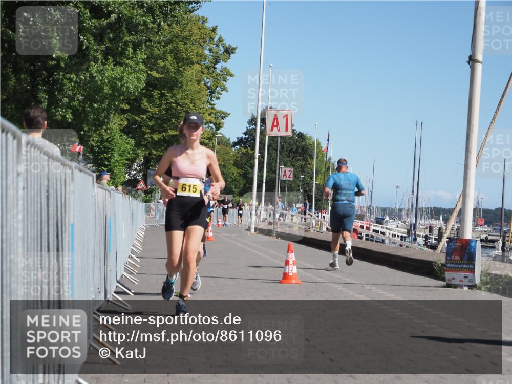 17.08.2025 - KN Förde Triathlon 2025 KatJ http://msf.ph/oto/8611096 17.08.2025 12:09:36 Laufen 345, 349, 615 meine-sportfotos.de