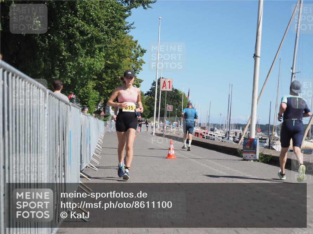 17.08.2025 - KN Förde Triathlon 2025 KatJ http://msf.ph/oto/8611100 17.08.2025 12:09:36 Laufen 345, 349, 615 meine-sportfotos.de