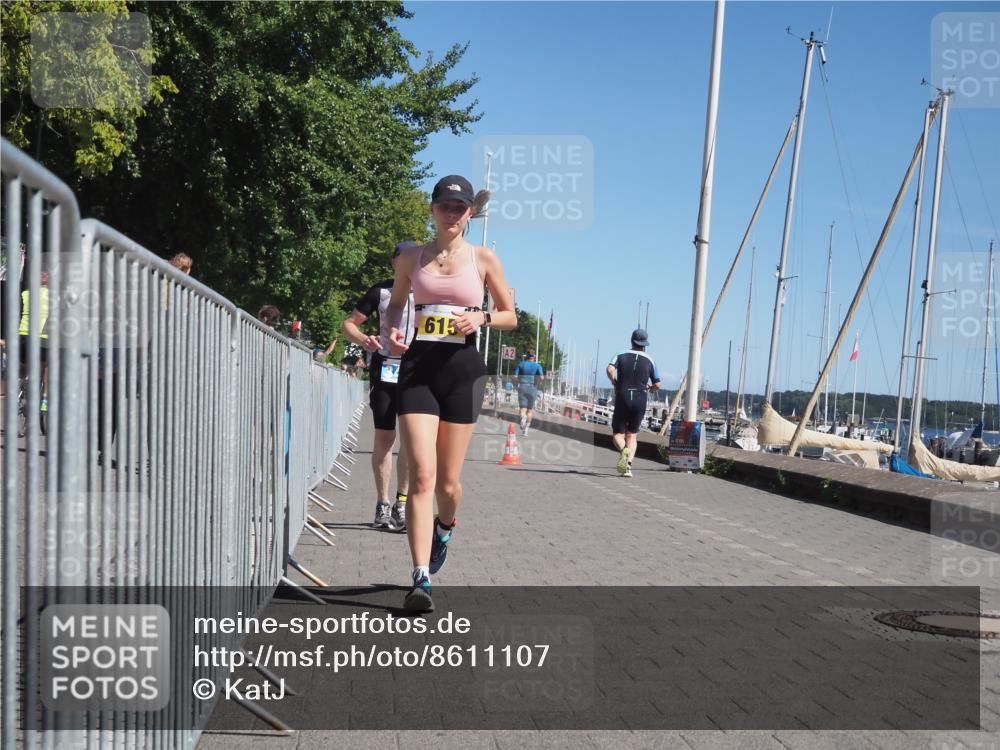 17.08.2025 - KN Förde Triathlon 2025 KatJ http://msf.ph/oto/8611107 17.08.2025 12:09:38 Laufen 345, 349, 615 meine-sportfotos.de
