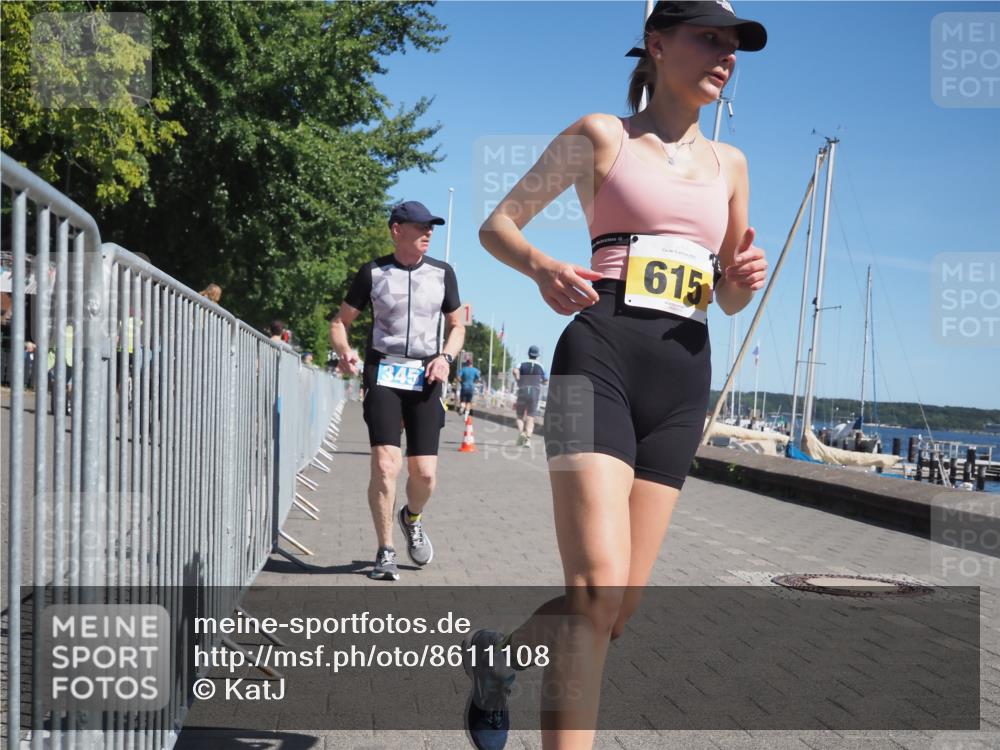 17.08.2025 - KN Förde Triathlon 2025 KatJ http://msf.ph/oto/8611108 17.08.2025 12:09:40 Laufen 345, 349, 615 meine-sportfotos.de