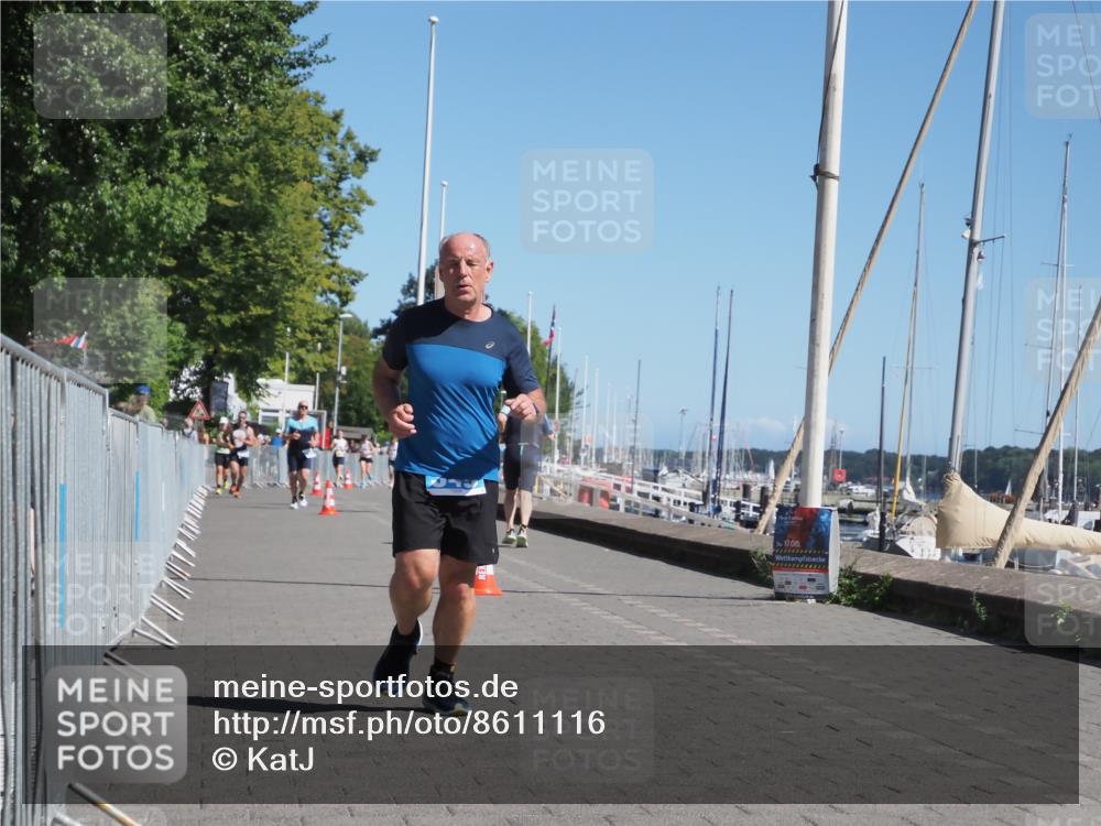 17.08.2025 - KN Förde Triathlon 2025 KatJ http://msf.ph/oto/8611116 17.08.2025 12:09:43 Laufen 345, 349 meine-sportfotos.de